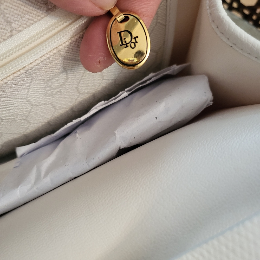 (SOLD)RARE Authentic Vintage Dior chained shoulder bag - Picture 10 of 17